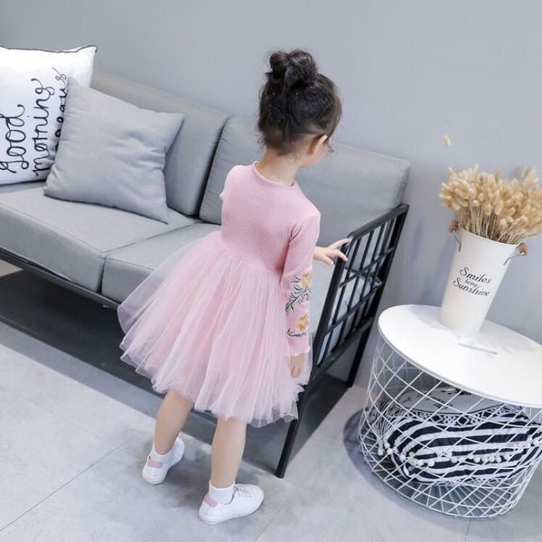 2018 embroidery flowers baby girl dress autumn long sleeve flower bow kids dresses for girls mesh princess wedding dresses, Red;yellow
2018 embroidery flowers baby girl dress autumn long sleeve flower bow kids dresses for girls mesh princess wedding dresses, Red;yellow