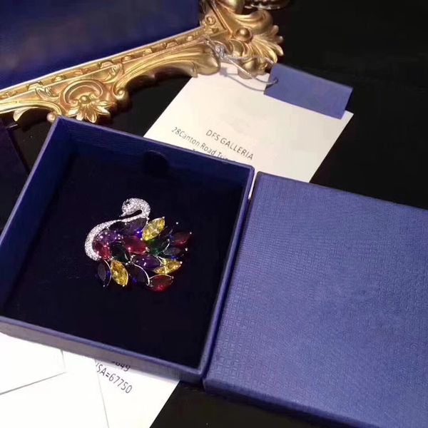 the latest fashion color white diamond brooch animal swan brooch men and women's brooch electroplating platinum, Gray
the latest fashion color white diamond brooch animal swan brooch men and women's brooch electroplating platinum, Gray