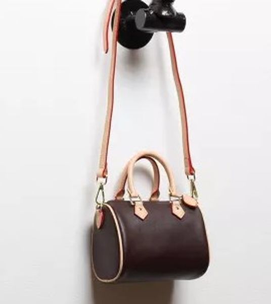 female nano bucket brown flower mini pillow bag speedy shoulder bag m61252 mini cute handbag leather single shoulder cross bags 16cm
female nano bucket brown flower mini pillow bag speedy shoulder bag m61252 mini cute handbag leather single shoulder cross bags 16cm