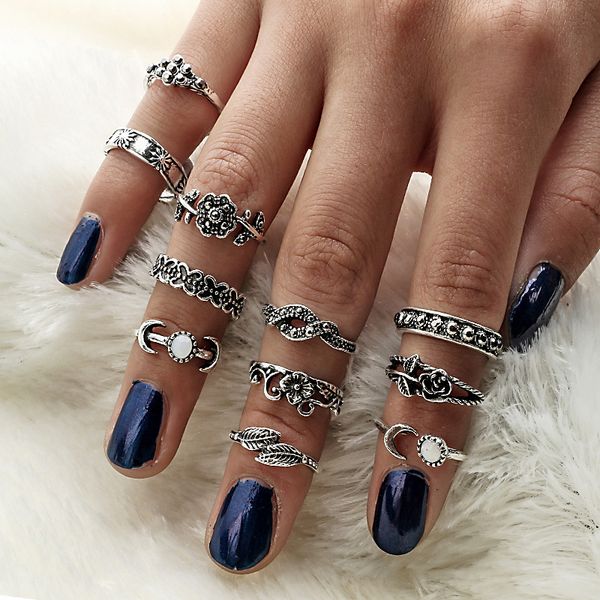 11 pcs/set vintage roses leaves alloy carved ring sets for women retro stackable knuckle joint rings fashiong gift d455q, Golden;silver
11 pcs/set vintage roses leaves alloy carved ring sets for women retro stackable knuckle joint rings fashiong gift d455q, Golden;silver