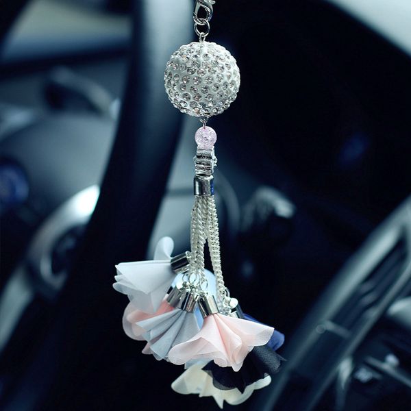 car pendant luxury diamond crystal ball automobile rear view mirror charms ornaments trim hanging suspension interior decoration
car pendant luxury diamond crystal ball automobile rear view mirror charms ornaments trim hanging suspension interior decoration