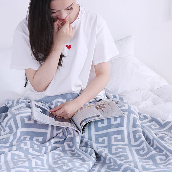 120x160cm, blue geometric pattern knit blanket, summer thin knit blanket, sofa cover
120x160cm, blue geometric pattern knit blanket, summer thin knit blanket, sofa cover
