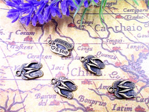 90pcs - slippers charm 3d antique bronze flip flops pendants,made of soie16x10mm, Bronze;silver
90pcs - slippers charm 3d antique bronze flip flops pendants,made of soie16x10mm, Bronze;silver