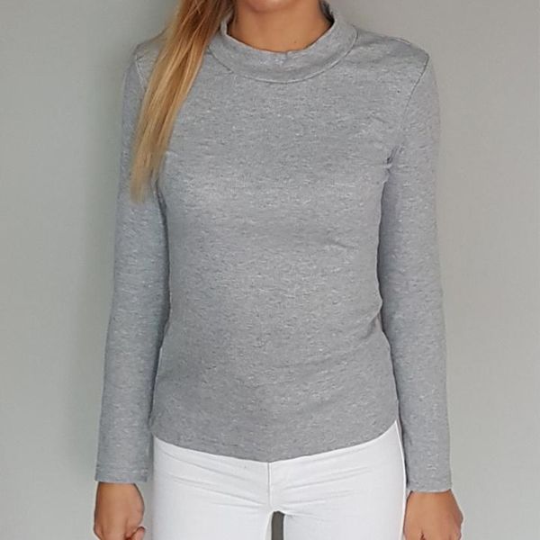 women long sleeve high neck elbow hole slim fit knitted sweater pullover, White;black
women long sleeve high neck elbow hole slim fit knitted sweater pullover, White;black