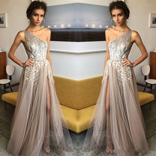 2018 fashion side split long evening sequined one shoulder tulle formal celebrity gowns prom party dresses vestidos de fiesta, Black;red
2018 fashion side split long evening sequined one shoulder tulle formal celebrity gowns prom party dresses vestidos de fiesta, Black;red