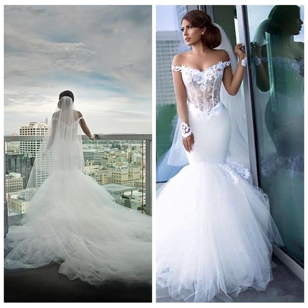 2021 slim off the shoulder lace appliques garden wedding dresses illusion bodices low back chapel train vestidos de mariee bridal gowns, White
2021 slim off the shoulder lace appliques garden wedding dresses illusion bodices low back chapel train vestidos de mariee bridal gowns, White