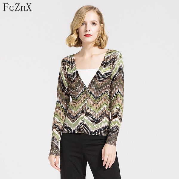 autumn 2018 women sweater cardigan striped print v-neck long sleeve loose knitted female clothes casual ladies coat fashion, White;black
autumn 2018 women sweater cardigan striped print v-neck long sleeve loose knitted female clothes casual ladies coat fashion, White;black