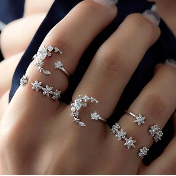 5 pcs/set bohemia retro crystal moon star simple hollow punk personality sier open rings for women wedding anniversary 4rd254, Golden;silver
5 pcs/set bohemia retro crystal moon star simple hollow punk personality sier open rings for women wedding anniversary 4rd254, Golden;silver