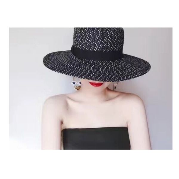 2017 new fashion women paper straw sun hat customized for summer beach hat, Blue;gray
2017 new fashion women paper straw sun hat customized for summer beach hat, Blue;gray