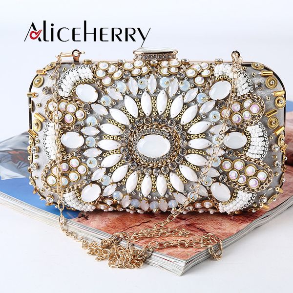 handbags high-grade vintage clutch bags handmade beading evening clutch bag women wedding purse bags chains bolsas feminina
handbags high-grade vintage clutch bags handmade beading evening clutch bag women wedding purse bags chains bolsas feminina