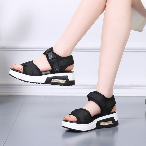 new 2018 summer style shoes women sandals fashion brand slippers flats good quality flip flops flat sandal ing, Black
new 2018 summer style shoes women sandals fashion brand slippers flats good quality flip flops flat sandal ing, Black