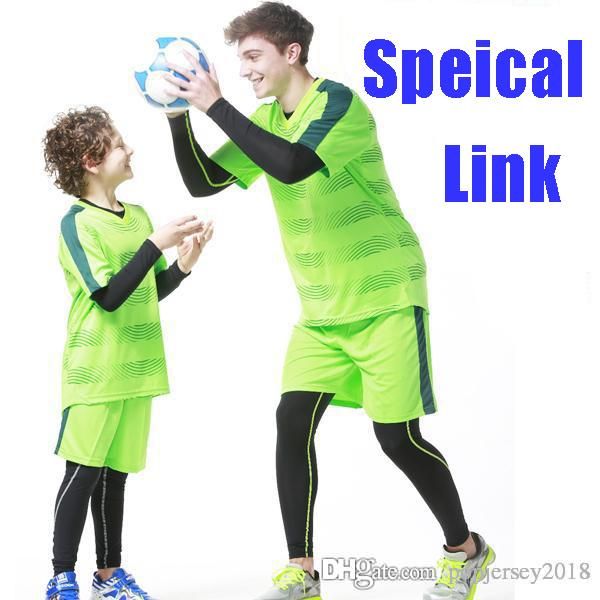 thailand quality soccer jerseys 2017 2018 season camisa 17 18 football shirt shorts camisetas de futebol maillot customize name and number, Black;red
thailand quality soccer jerseys 2017 2018 season camisa 17 18 football shirt shorts camisetas de futebol maillot customize name and number, Black;red