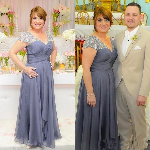 Elegant V Neck Short Sleeves Mother of the Bride Dresses Long Evening Gowns Chiffon Plus Size Wedding Guest Wear 
Elegant V Neck Short Sleeves Mother of the Bride Dresses Long Evening Gowns Chiffon Plus Size Wedding Guest Wear