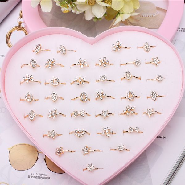 wholesale 12/36/50/100pcs mixed assorted gold flower crystal rings baby kids girls ring party gift jewelry with display box, Golden;silver
wholesale 12/36/50/100pcs mixed assorted gold flower crystal rings baby kids girls ring party gift jewelry with display box, Golden;silver