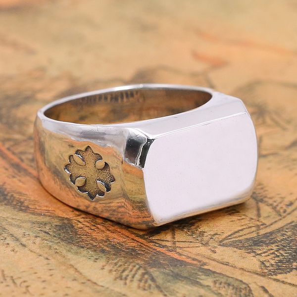 brand new 925 sterling silver vintage american jewelry antique silver hand-made designer crosses thick brand ring for men sale
brand new 925 sterling silver vintage american jewelry antique silver hand-made designer crosses thick brand ring for men sale