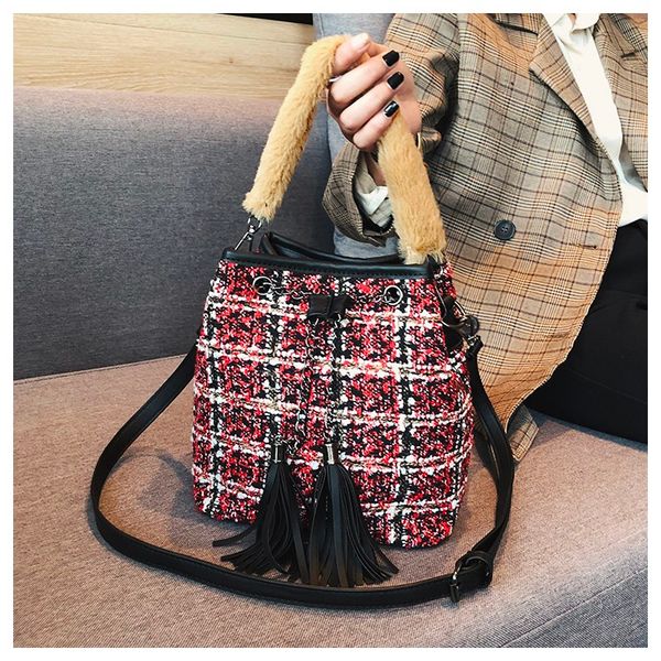 artwork tassel bags fashion bags famous ladies shoulder crossbody bags jushi /10
artwork tassel bags fashion bags famous ladies shoulder crossbody bags jushi /10