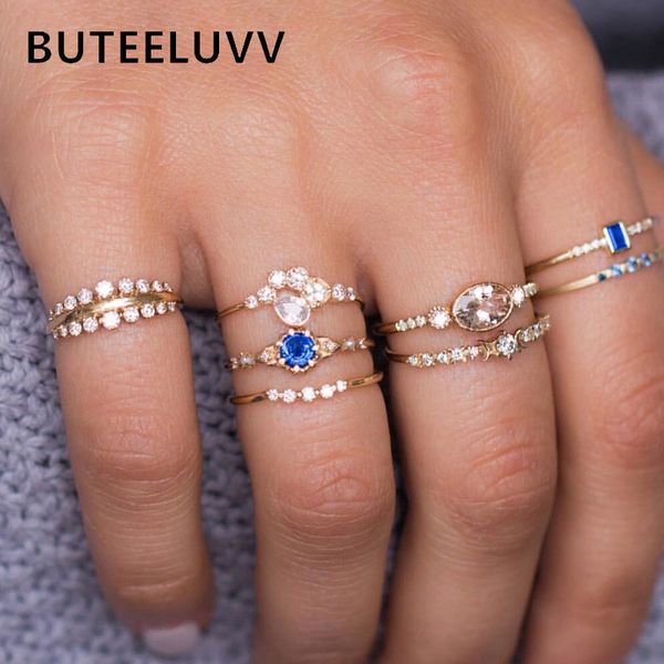 buteeluvv elegant tiny rhinestones midi rings set fashion jewelry minimalist blue crystal gold color geometric rings for women, Golden;silver
buteeluvv elegant tiny rhinestones midi rings set fashion jewelry minimalist blue crystal gold color geometric rings for women, Golden;silver