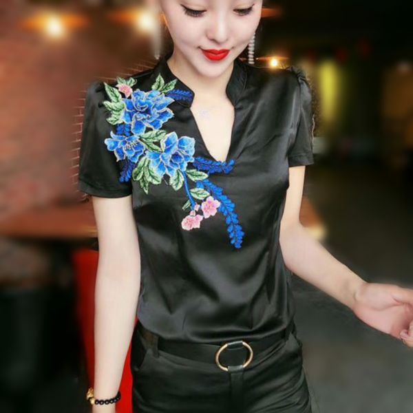 2018 summer fashion bead work black satin t-shirts women v neck short sleeve red flower embroidery black satin t-shirts, White
2018 summer fashion bead work black satin t-shirts women v neck short sleeve red flower embroidery black satin t-shirts, White