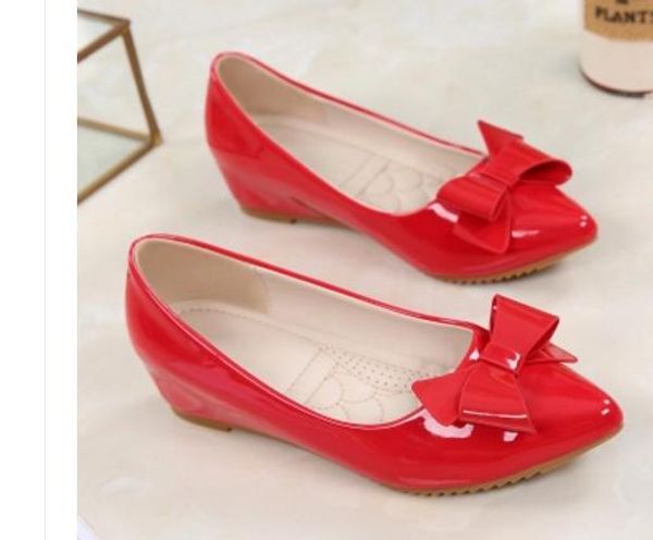 send pointed end bowknot woman shallow mouth single shoes slope heel middle heel of spring and autumn, Black
send pointed end bowknot woman shallow mouth single shoes slope heel middle heel of spring and autumn, Black