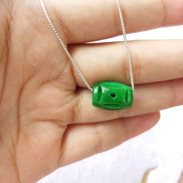 yu xin yuan the new listing fine jewelry stem green emerald passepartout for women necklace pendants, Silver
yu xin yuan the new listing fine jewelry stem green emerald passepartout for women necklace pendants, Silver