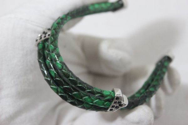 wholesale mens jewelry three layer geniune real green black python leather cord charm bracelet for women bangles, Golden;silver
wholesale mens jewelry three layer geniune real green black python leather cord charm bracelet for women bangles, Golden;silver