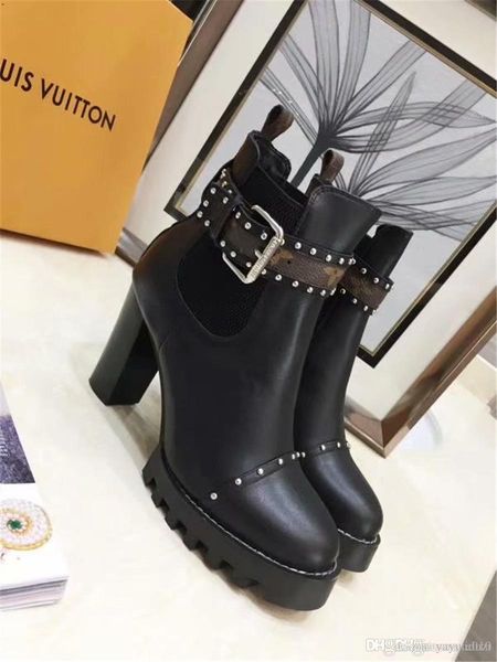 New brand women genunie leather boot luxury brand de igner logo fa hion boot women queen ankle pump high end leather hoe 
New brand women genunie leather boot luxury brand de igner logo fa hion boot women queen ankle pump high end leather hoe