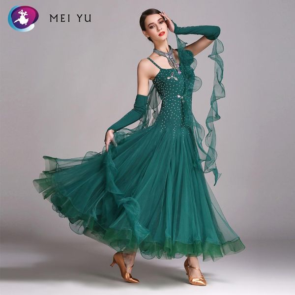 mei yu gb489 modern dance costume women lady dancewear waltzing tango ballroom rhinestone costume evening party dress, Black;red
mei yu gb489 modern dance costume women lady dancewear waltzing tango ballroom rhinestone costume evening party dress, Black;red