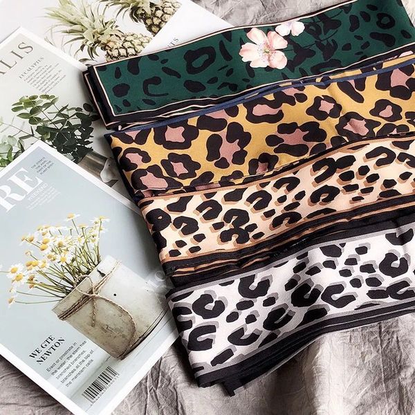 Free shipping 2018 Classic Leopard Scarf Wrapped Handbag with Tied Bag Handle Small Ribbon Hair Band Small Scarf
Free shipping 2018 Classic Leopard Scarf Wrapped Handbag with Tied Bag Handle Small Ribbon Hair Band Small Scarf