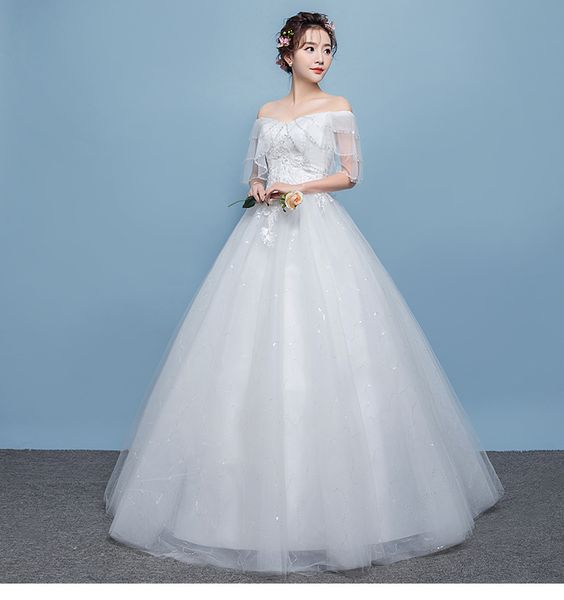 2018 new arrival lace up wedding dress tiered shoulder exquisite flower pattern with appliques and sequined, White
2018 new arrival lace up wedding dress tiered shoulder exquisite flower pattern with appliques and sequined, White