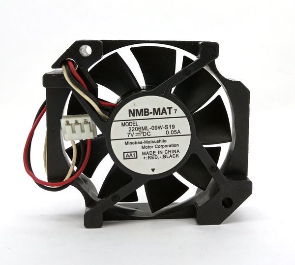 оригинальный нмб 2206ml-09w-требование s19 dc7v 0,05 а 50x17mm 5см 3lines проектора охлаждающий вентилятор
оригинальный нмб 2206ml-09w-требование s19 dc7v 0,05 а 50x17mm 5см 3lines проектора охлаждающий вентилятор