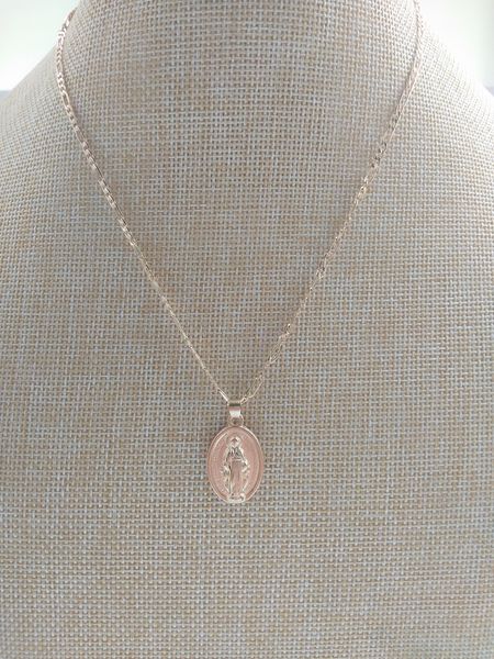 2018 fashion jewelry necklace virgin mary madonna pendant oval-shaped gold silver plated metal chain lady girls jewelry
2018 fashion jewelry necklace virgin mary madonna pendant oval-shaped gold silver plated metal chain lady girls jewelry