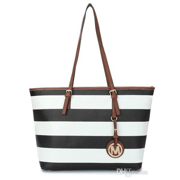 Pink ugao 41 luxury de igner handbag pur e tote bag pu leather fa hion de igner bag women famou brand houlder bag pur e high quality
Pink ugao 41 luxury de igner handbag pur e tote bag pu leather fa hion de igner bag women famou brand houlder bag pur e high quality