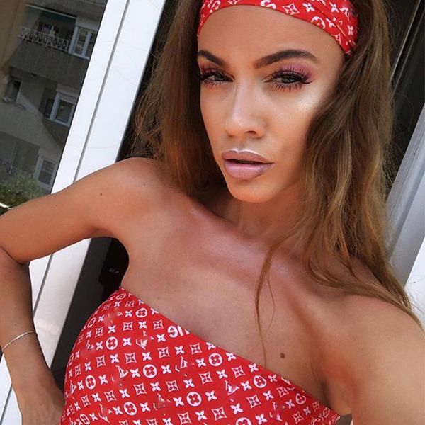 Luxury wrapped che t women bikini wim wear red high wai t bathing uit brand de igner bikini wim uit for party three piece et
Luxury wrapped che t women bikini wim wear red high wai t bathing uit brand de igner bikini wim uit for party three piece et