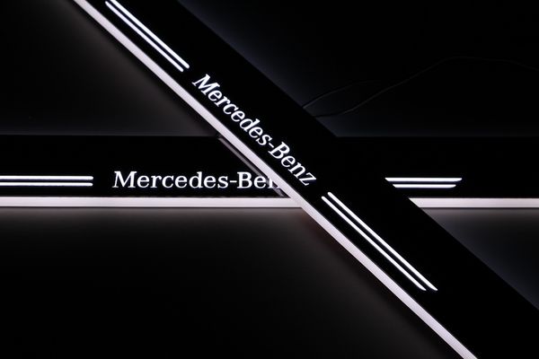 acrylic moving led welcome pedal car scuff plate pedal door sill pathway light for mercedes benz w204 glk300 2013 - 2015
acrylic moving led welcome pedal car scuff plate pedal door sill pathway light for mercedes benz w204 glk300 2013 - 2015