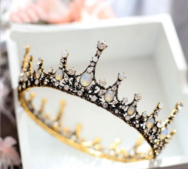 bridal vintage crown ornament baroque water drill hoop wedding wedding annual birthday hair ornament, Slivery;golden
bridal vintage crown ornament baroque water drill hoop wedding wedding annual birthday hair ornament, Slivery;golden