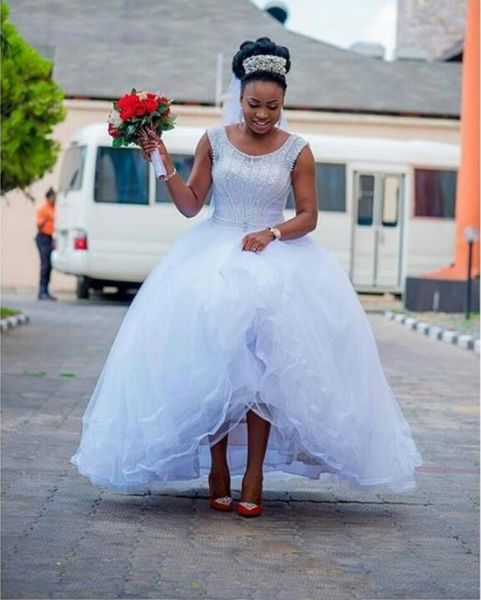 vintage puffy african wedding dresses high lo crystal beaded ankle length short bridal gowns for beach garden plus size organza, White
vintage puffy african wedding dresses high lo crystal beaded ankle length short bridal gowns for beach garden plus size organza, White