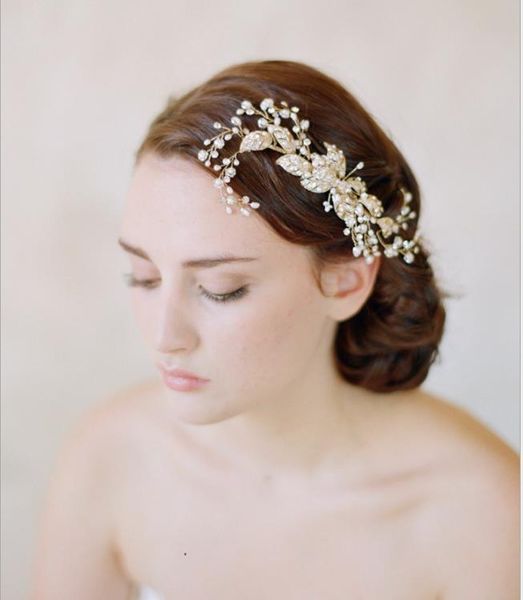 bridal european hairpin, baroque golden leaf ornament, bridal gown, bridal hand-made headwear, Slivery;golden
bridal european hairpin, baroque golden leaf ornament, bridal gown, bridal hand-made headwear, Slivery;golden