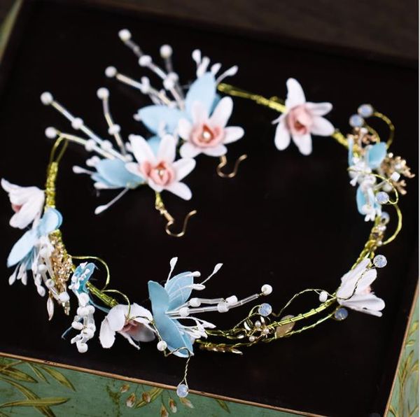 korean bridal hairpin with exquisite earrings p studio to shoot bride hair accessories fairy wind flower hair belt, Slivery;golden
korean bridal hairpin with exquisite earrings p studio to shoot bride hair accessories fairy wind flower hair belt, Slivery;golden