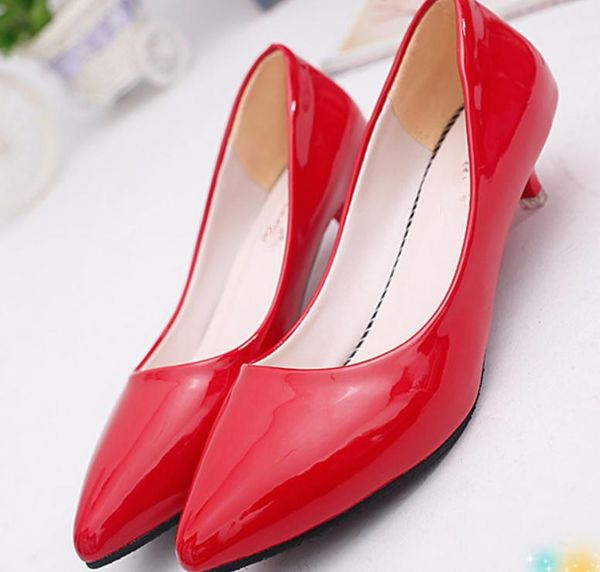 send 2018 spring and autumn new style fashion women's pointed end fine heel low heeled shoes, Black
send 2018 spring and autumn new style fashion women's pointed end fine heel low heeled shoes, Black