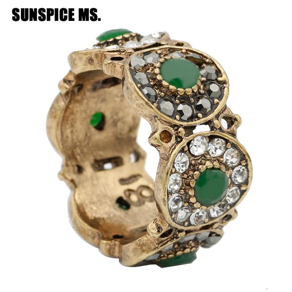 whole salesunspms. turkish rings for women hollow vintage wedding ring jewelry ancient gold color colorful resin stone anillos mujer, Golden;silver
whole salesunspms. turkish rings for women hollow vintage wedding ring jewelry ancient gold color colorful resin stone anillos mujer, Golden;silver