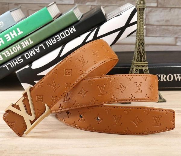 2018 fashion leather belt brand new original leather designer big buckle men's belt personality luxury leather belt for men, Black;brown
2018 fashion leather belt brand new original leather designer big buckle men's belt personality luxury leather belt for men, Black;brown