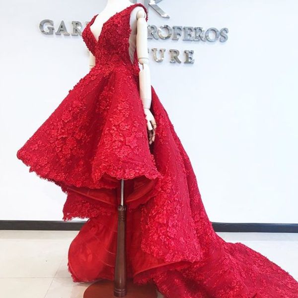 fashion hi-lo 2018 prom dresses deep v-neck beads appliques lace long evening dresses custom made glamorous dubai formal wear party gowns, Black 
fashion hi-lo 2018 prom dresses deep v-neck beads appliques lace long evening dresses custom made glamorous dubai formal wear party gowns, Black