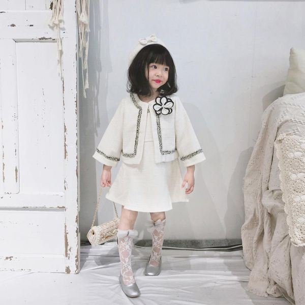 3 pieces/set winter&autumn white baby girls coat+dress+hat for baby kids clothing set for girls brands black clothes set
3 pieces/set winter&autumn white baby girls coat+dress+hat for baby kids clothing set for girls brands black clothes set