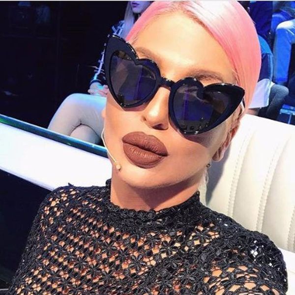 2018 fashion love heart sunglasses women cat eye vintage brand designer black pink red heart shape sun glasses for women uv400, White;black
2018 fashion love heart sunglasses women cat eye vintage brand designer black pink red heart shape sun glasses for women uv400, White;black