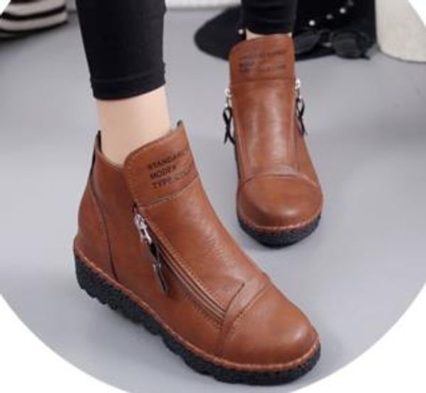 

2018 новые кожаные ботинки лодыжки для женщин плоские каблуки ретро коричневые водонепроницаемые короткие бота элегантные дамы зима повседневная обувь женщина 2018