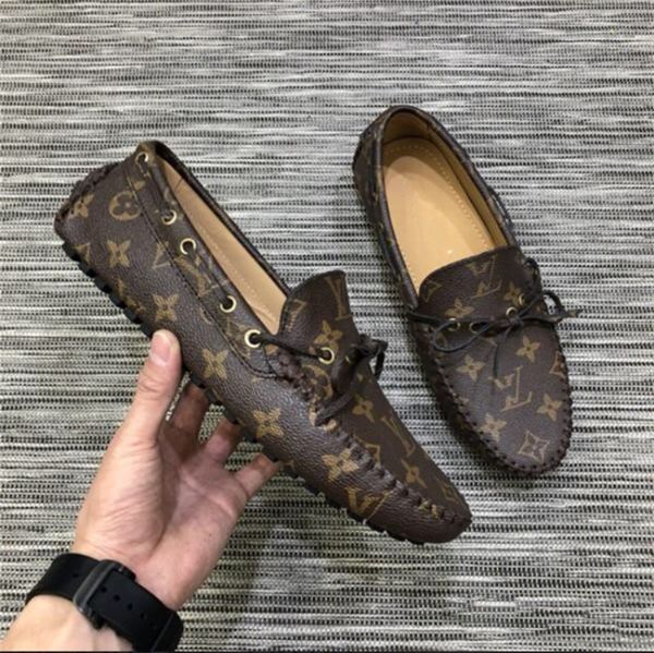 The new ell arrival luxury brand men flat original uper tar genuine leather men ca ual hoe hipping
The new ell arrival luxury brand men flat original uper tar genuine leather men ca ual hoe hipping