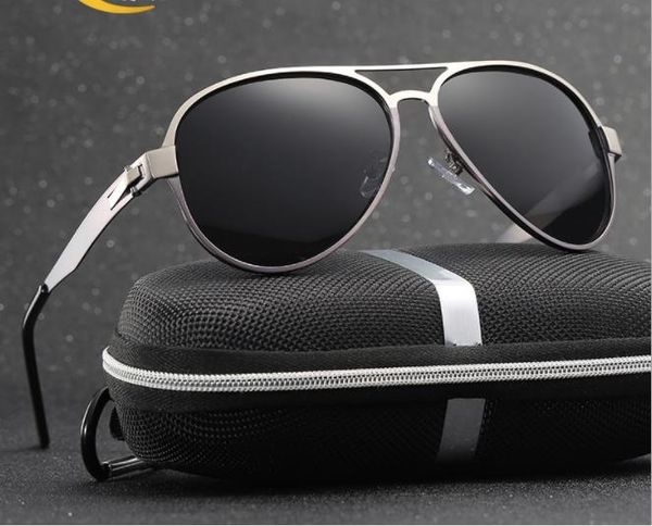 men's polarized sunglasses, spring legs, toads, driving sunglasses, fishing glasses, classic models, White;black
men's polarized sunglasses, spring legs, toads, driving sunglasses, fishing glasses, classic models, White;black
