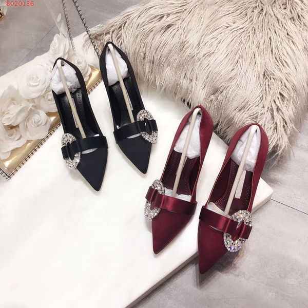2018 brand luxury pointed high heel women pumps mature metal stiletto heels women slip on party tacon pumps real pics, Black
2018 brand luxury pointed high heel women pumps mature metal stiletto heels women slip on party tacon pumps real pics, Black