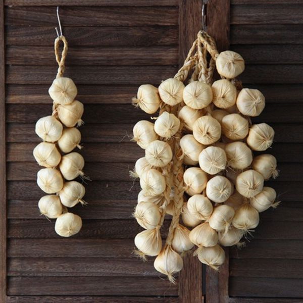 wholesale-whism 47cm artificial garlic strings fake vegetable garland hanging foam onion pgraphy prop home kitchen party wedding decor
wholesale-whism 47cm artificial garlic strings fake vegetable garland hanging foam onion pgraphy prop home kitchen party wedding decor