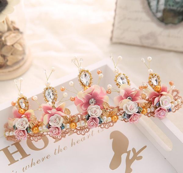 brides, brides, brides, crown, crystal beads, crown ornaments, p studio, wedding dress accessories, Silver
brides, brides, brides, crown, crystal beads, crown ornaments, p studio, wedding dress accessories, Silver